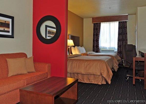 คอมฟอร์ท สวีทส์ Hotel แน็คคิทัช ห้อง รูปภาพ