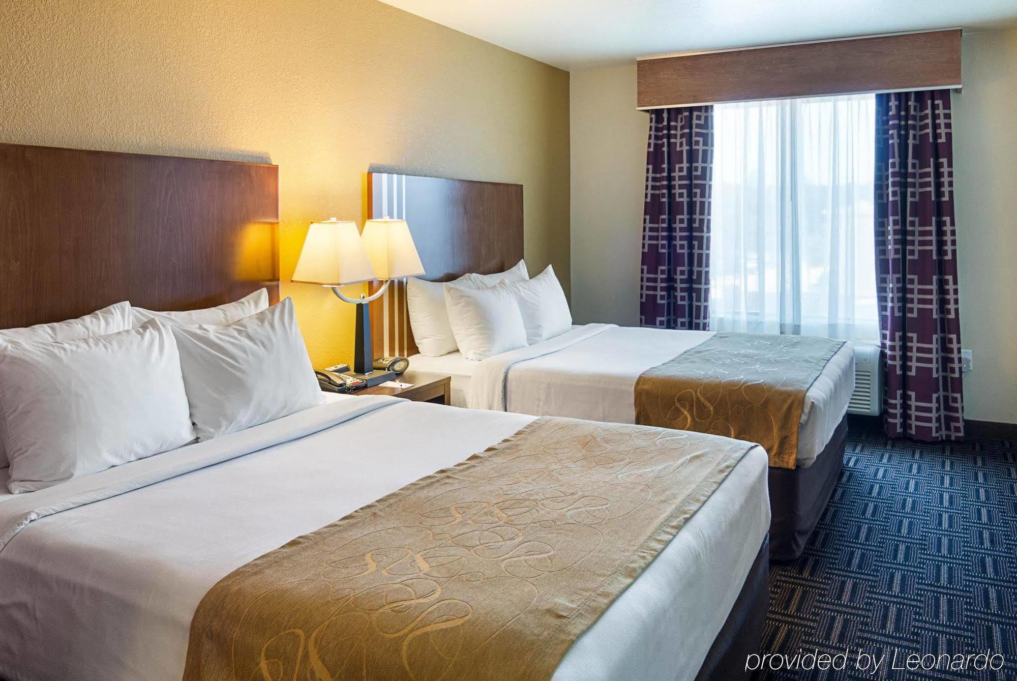 คอมฟอร์ท สวีทส์ Hotel แน็คคิทัช ภายนอก รูปภาพ